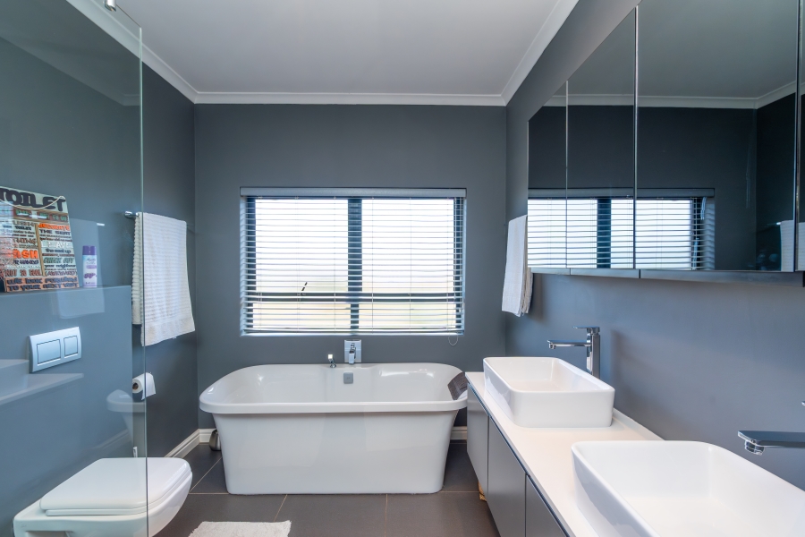 3 Bedroom Property for Sale in Langebaan Country Estate Western Cape